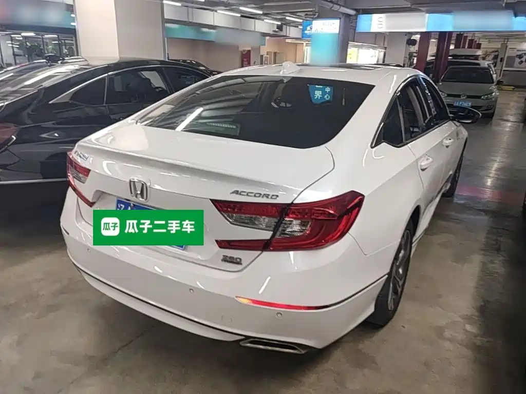 Honda Accord — фото 7