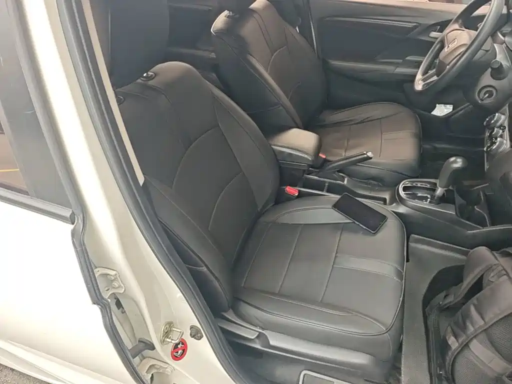 Honda Fit — фото 25