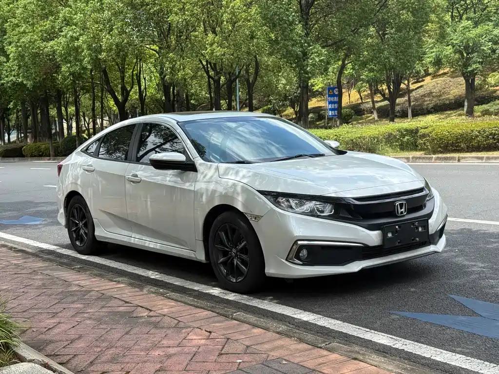 Honda Civic — фото 3