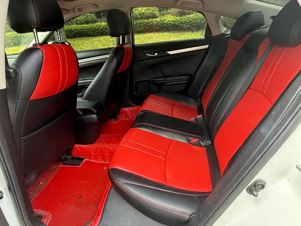 Honda Civic — фото 6