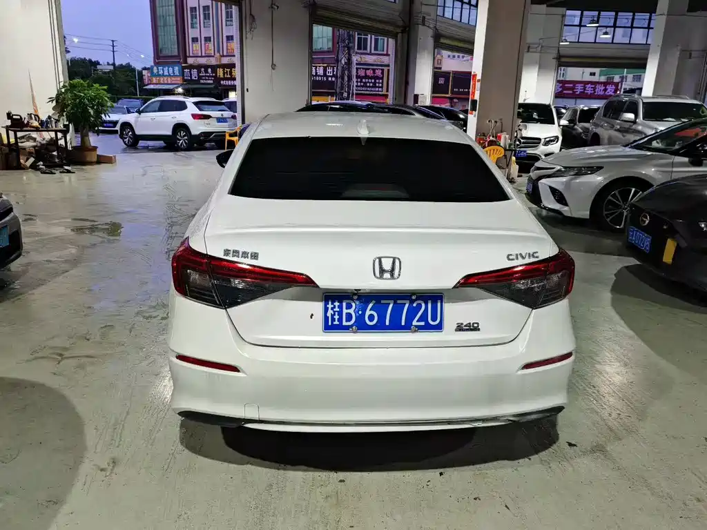 Honda Civic — фото 3