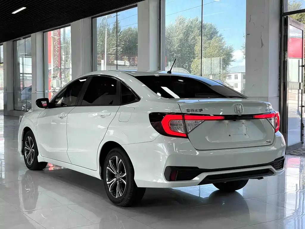 Honda Envix — фото 4
