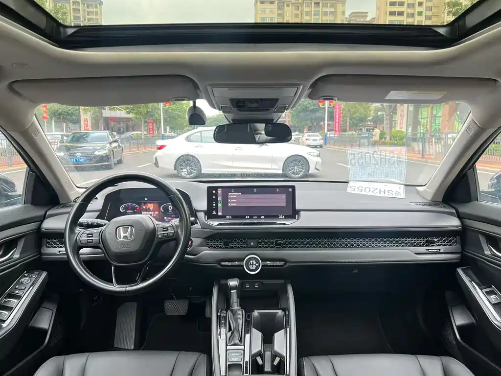 Honda Accord — фото 6