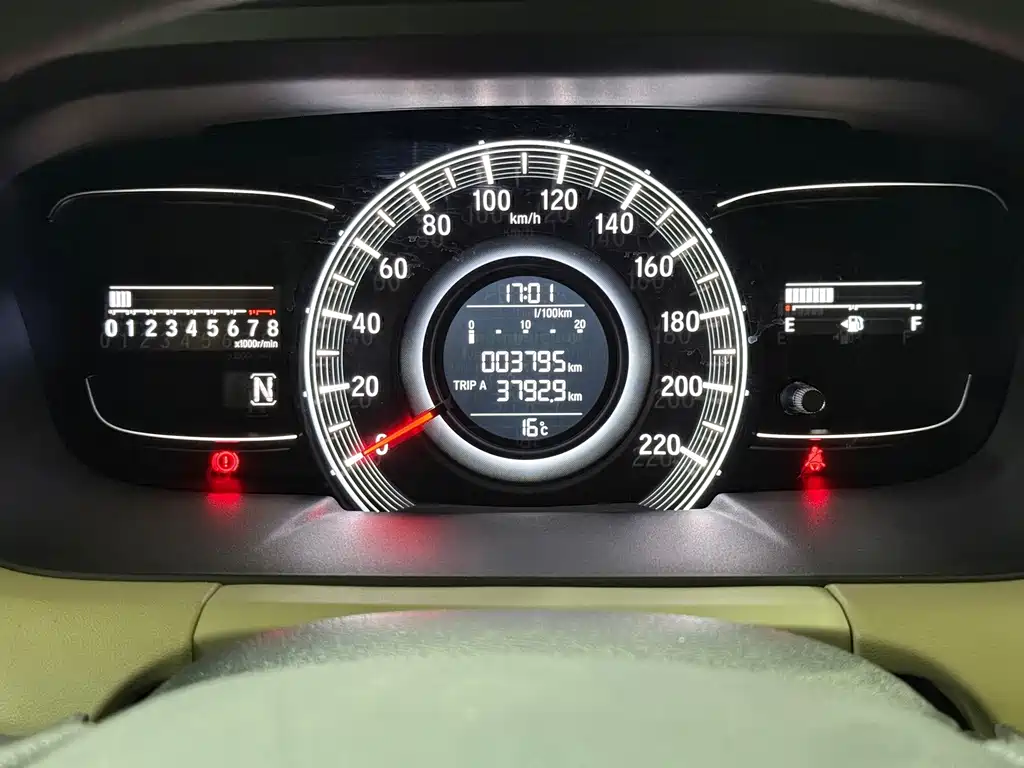 Honda Odyssey — фото 15