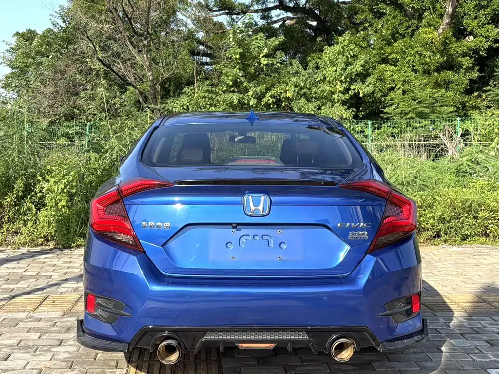 Honda Civic — фото 5