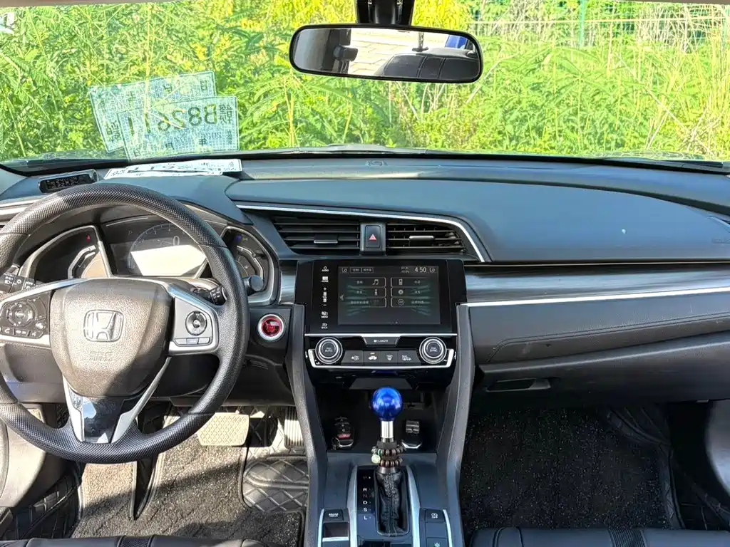 Honda Civic — фото 8