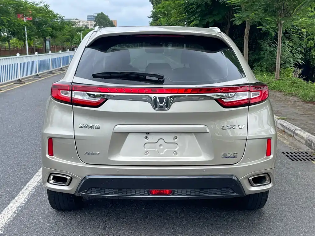 Honda UR-V — фото 5