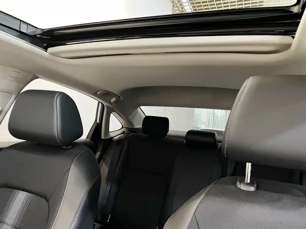 Honda Civic — фото 17