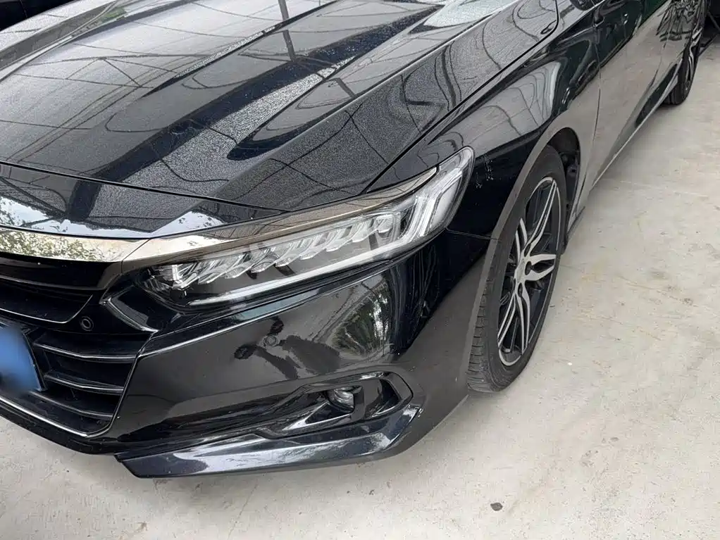Honda Accord — фото 3