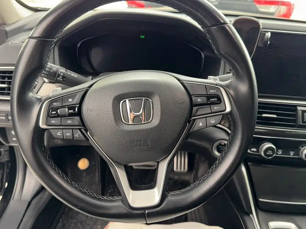 Honda Accord — фото 5