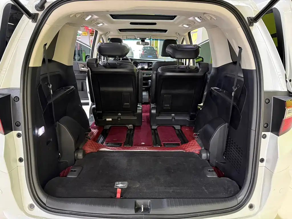 Honda Odyssey — фото 10