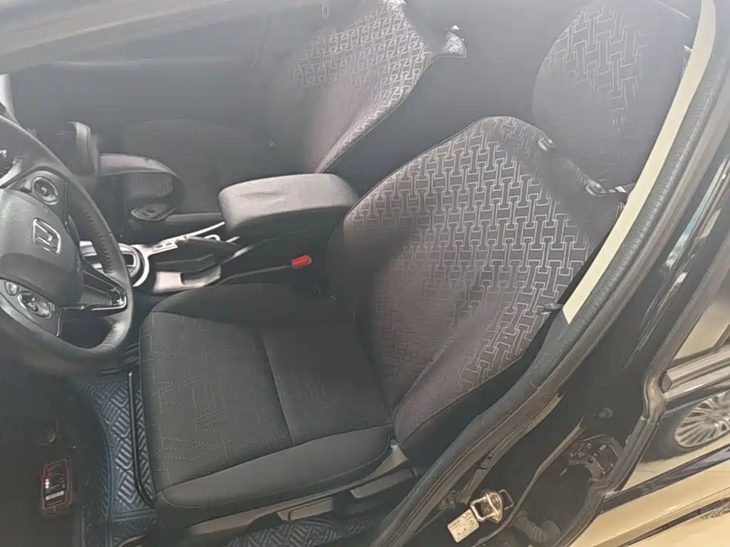 Honda Fit — фото 15