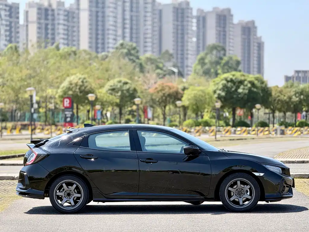 Honda Civic — фото 19
