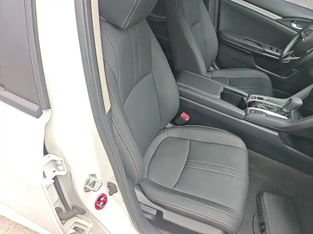 Honda Civic — фото 25