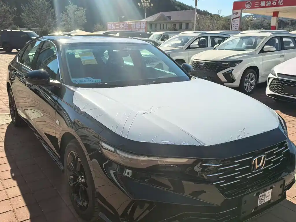 Honda Accord — фото 3