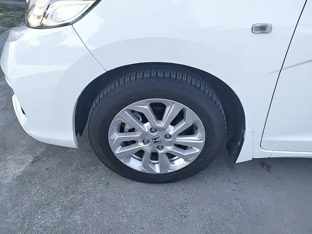 Honda Fit — фото 23