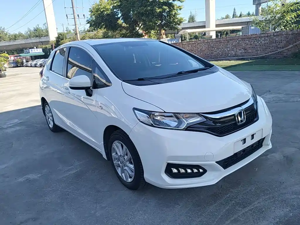 Honda Fit — фото 4