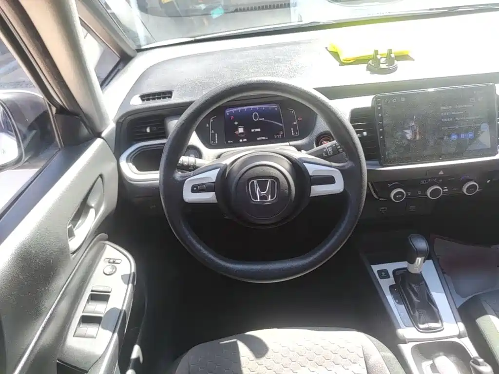 Honda Fit — фото 11