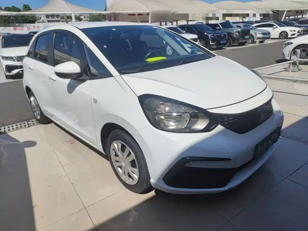 Honda Fit — фото 4