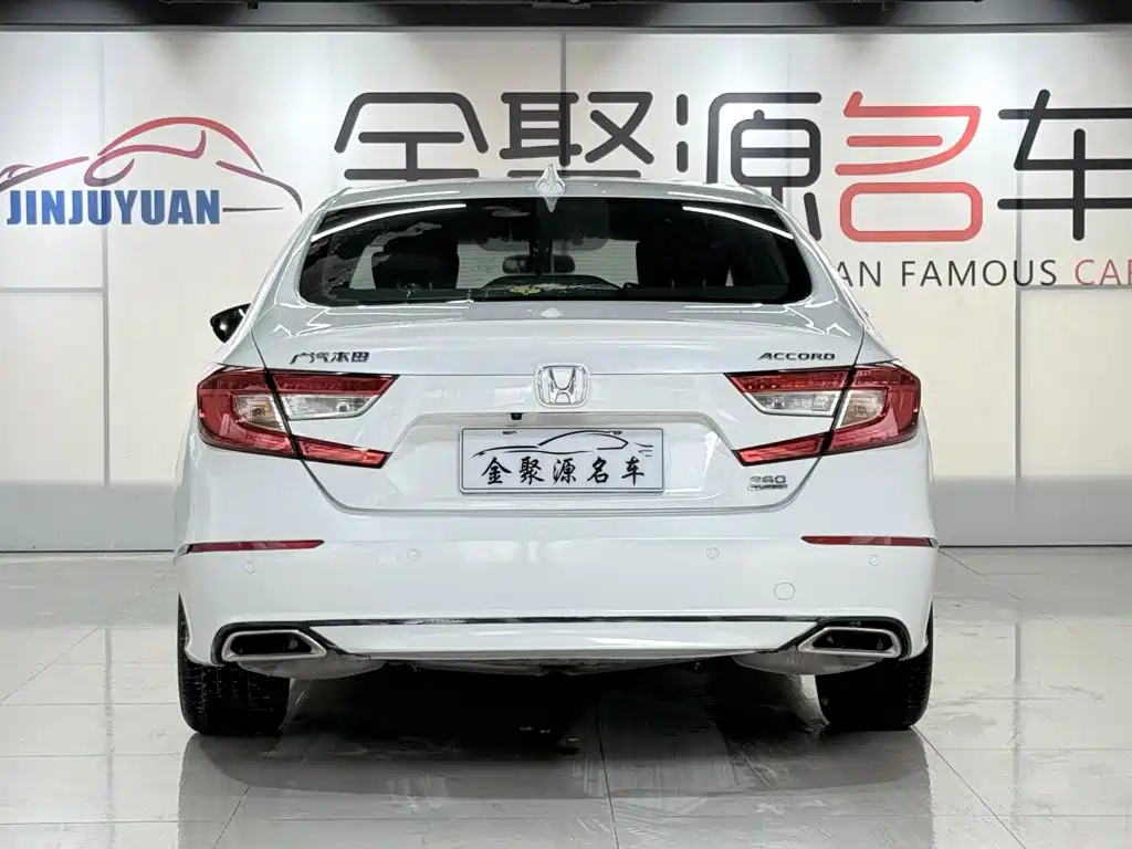 Honda Accord — фото 5