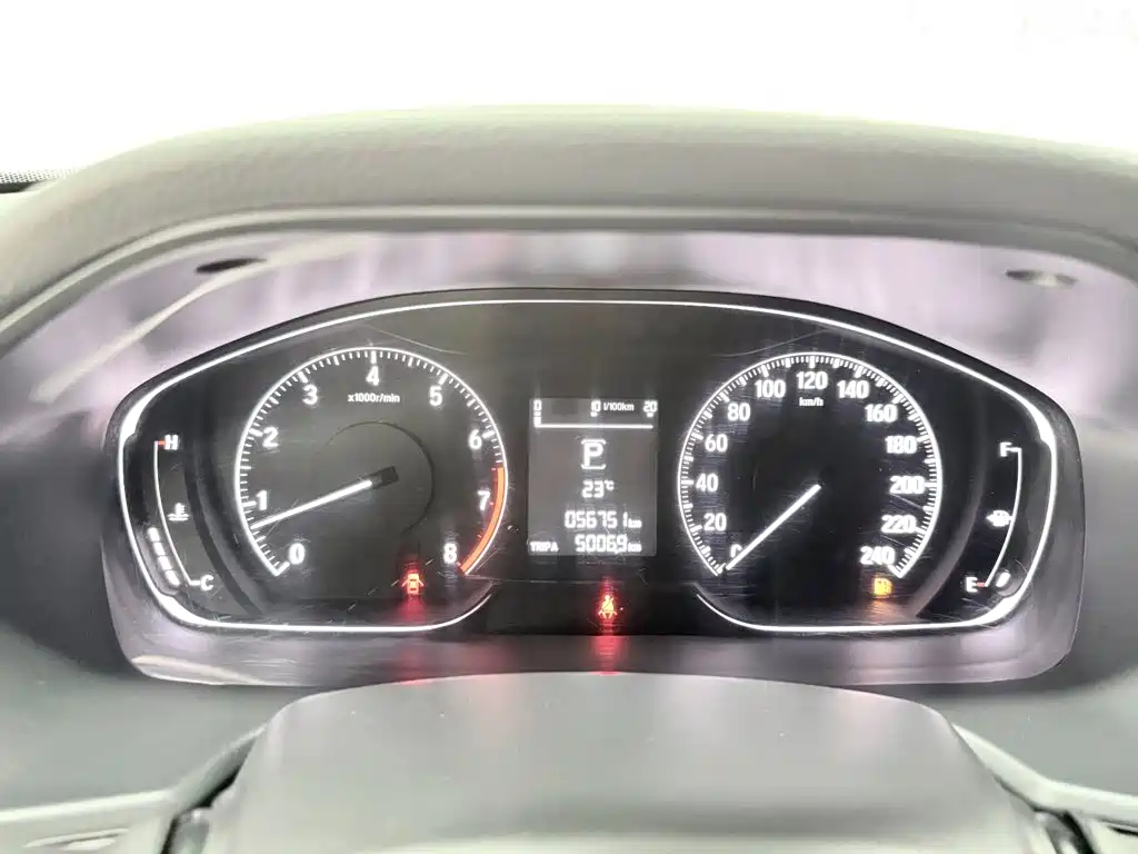 Honda Accord — фото 9
