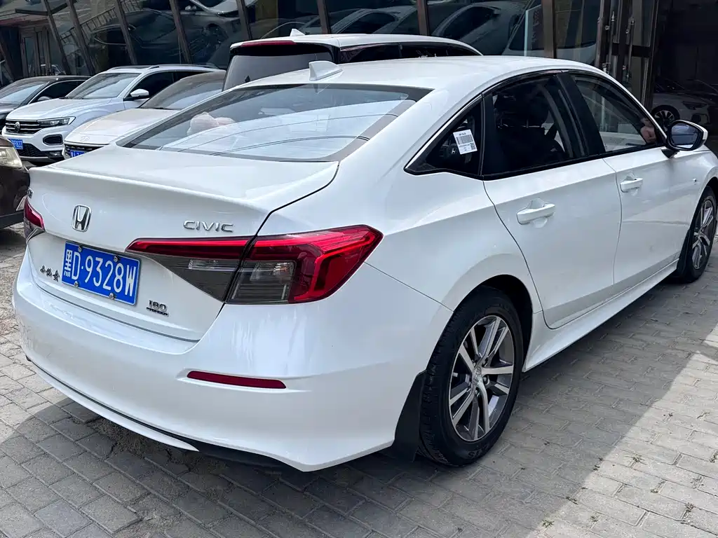 Honda Civic — фото 4
