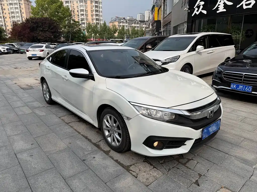 Honda Civic — фото 3