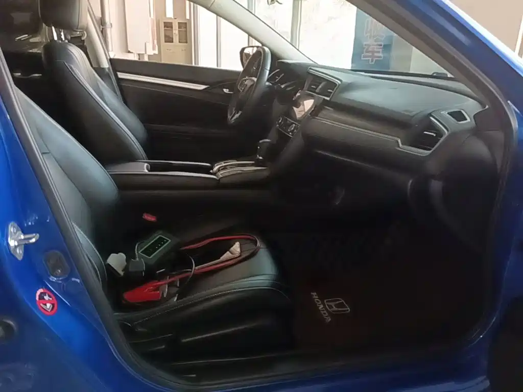 Honda Civic — фото 25
