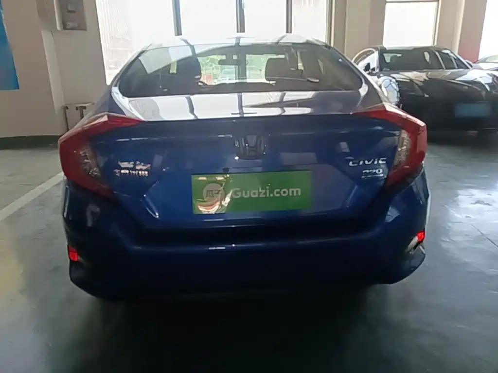 Honda Civic — фото 6