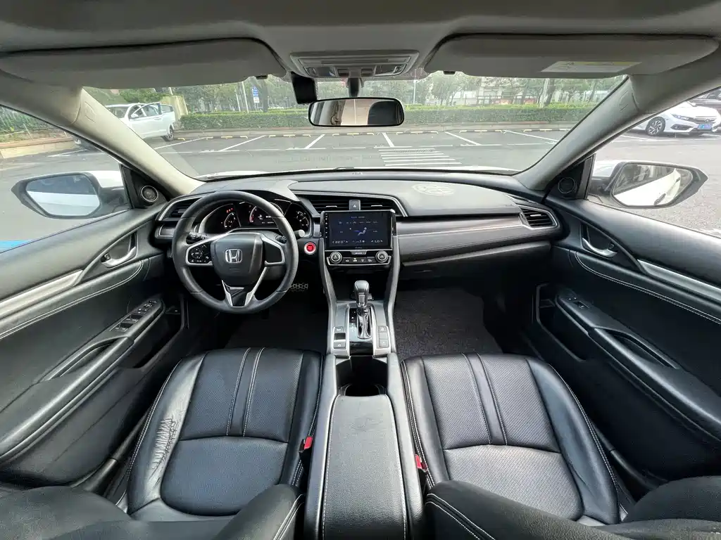 Honda Civic — фото 9