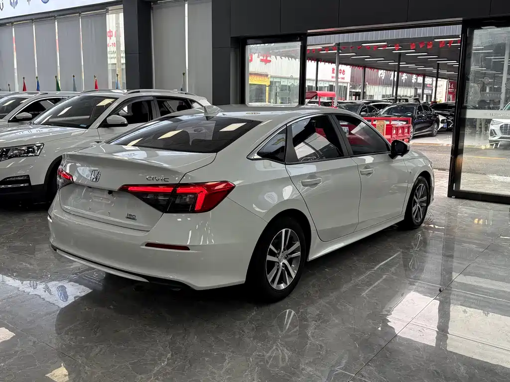 Honda Civic — фото 13