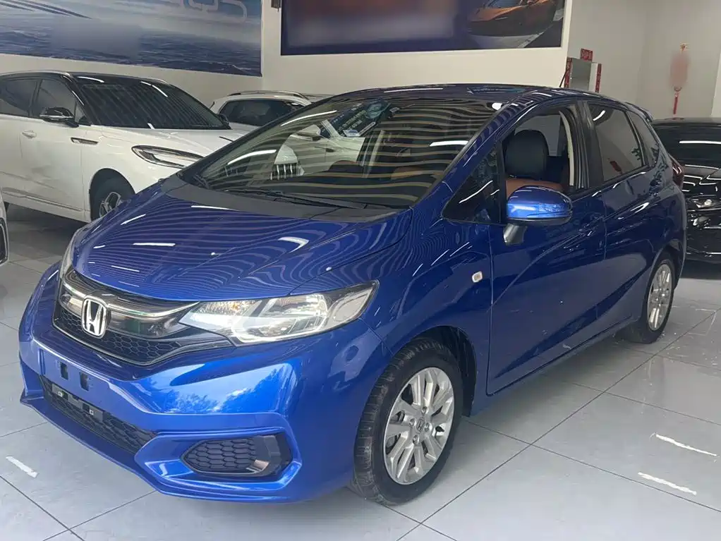 Honda Fit — фото 3