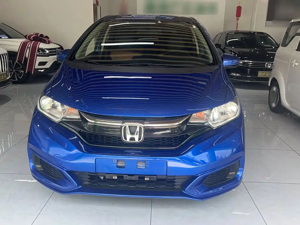 Honda Fit — фото 4