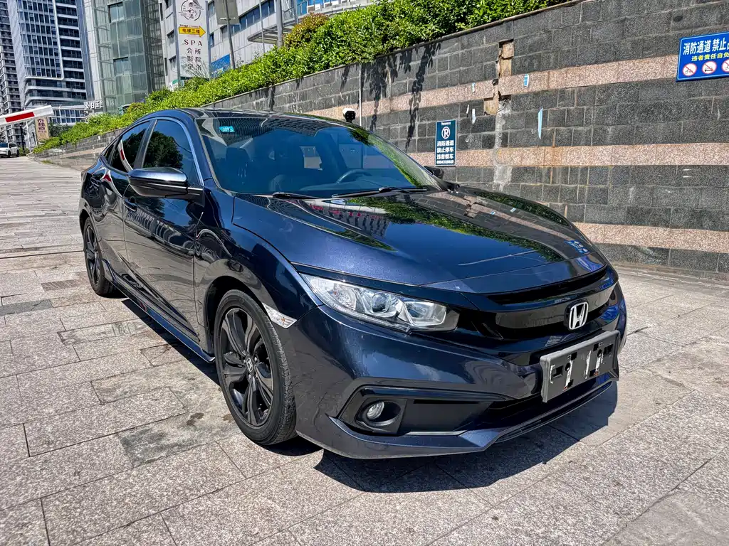 Honda Civic — фото 4
