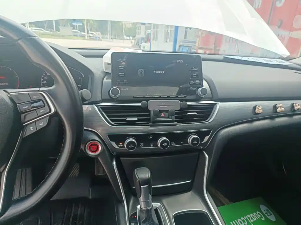 Honda Accord — фото 13