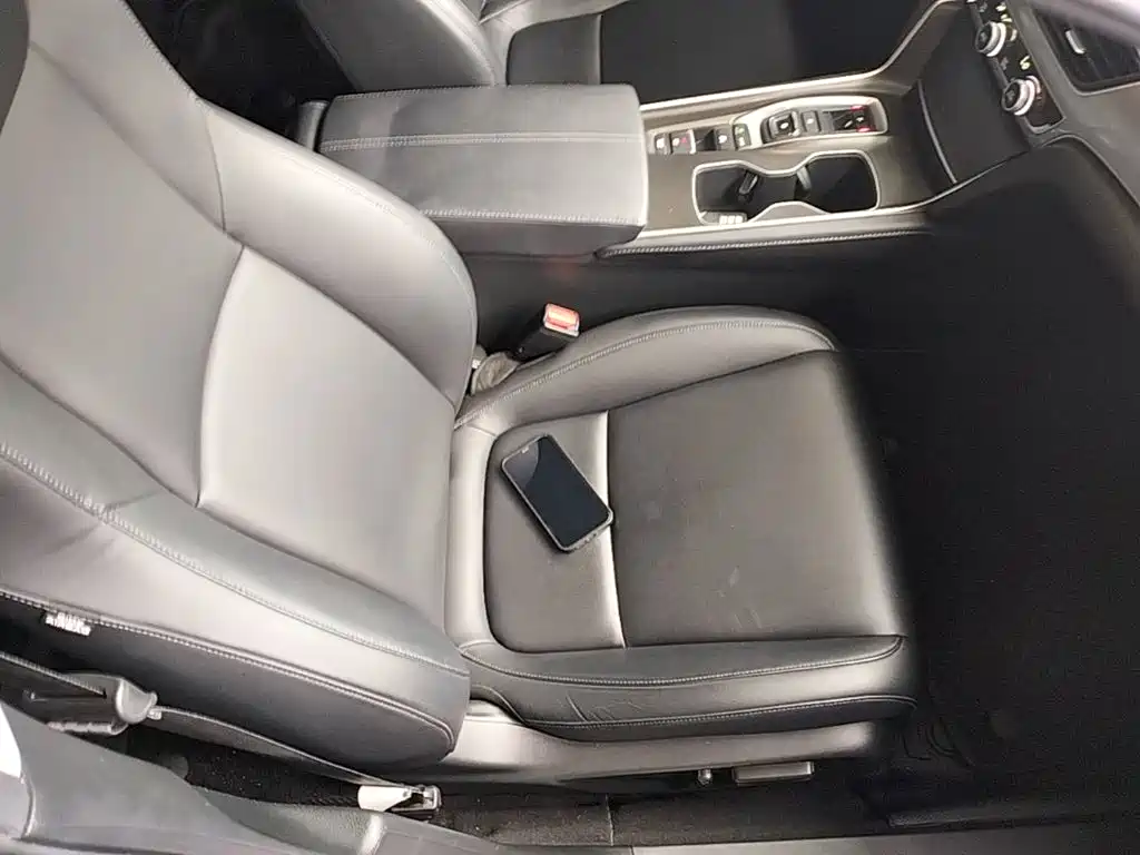 Honda Accord — фото 25