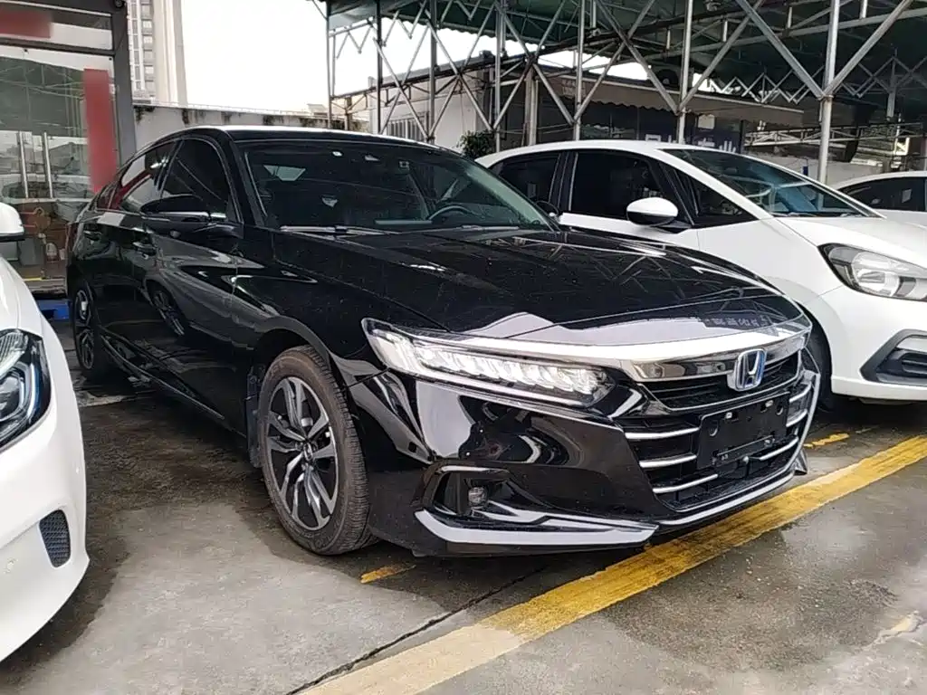 Honda Accord — фото 4