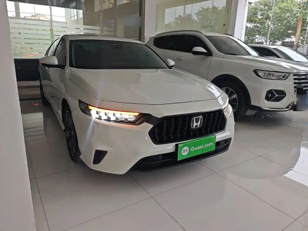 Honda Inspire — фото 4
