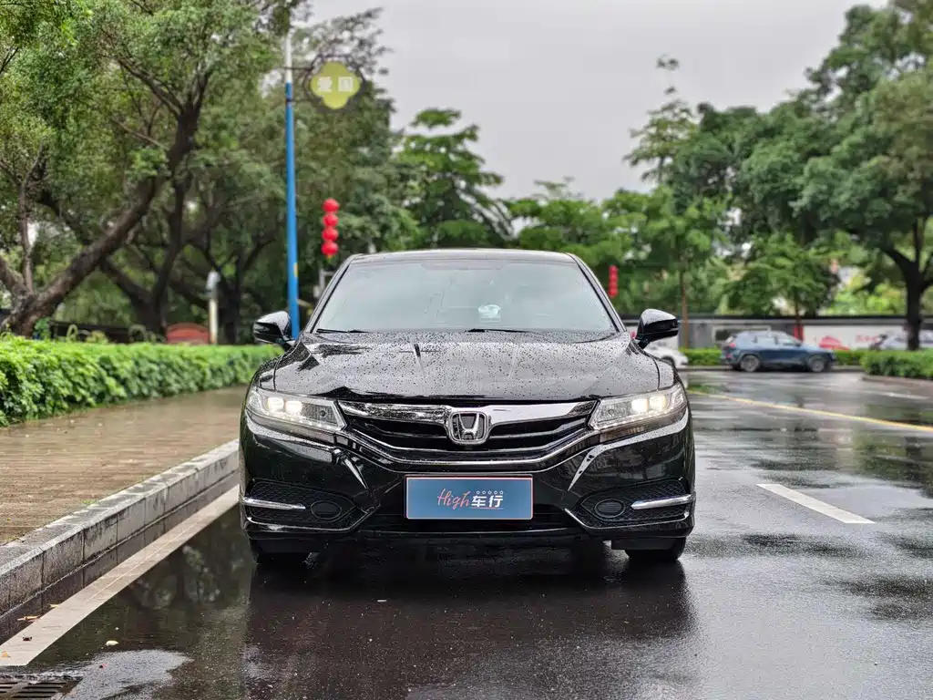 Honda Spirior — фото 2