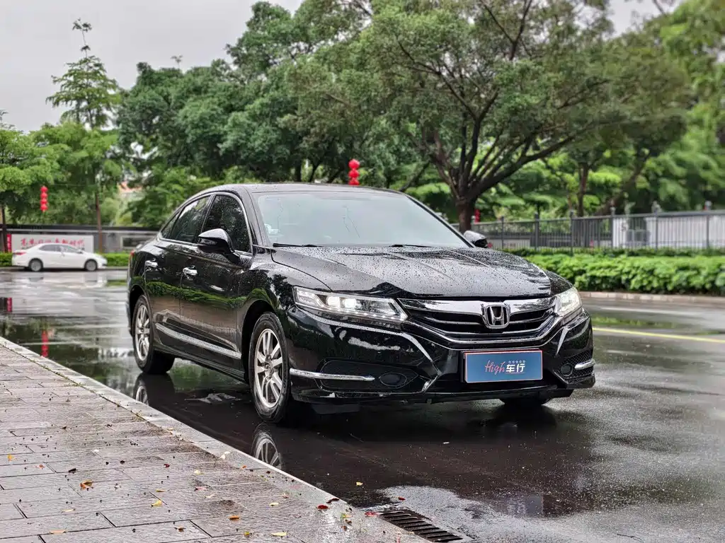 Honda Spirior — фото 3