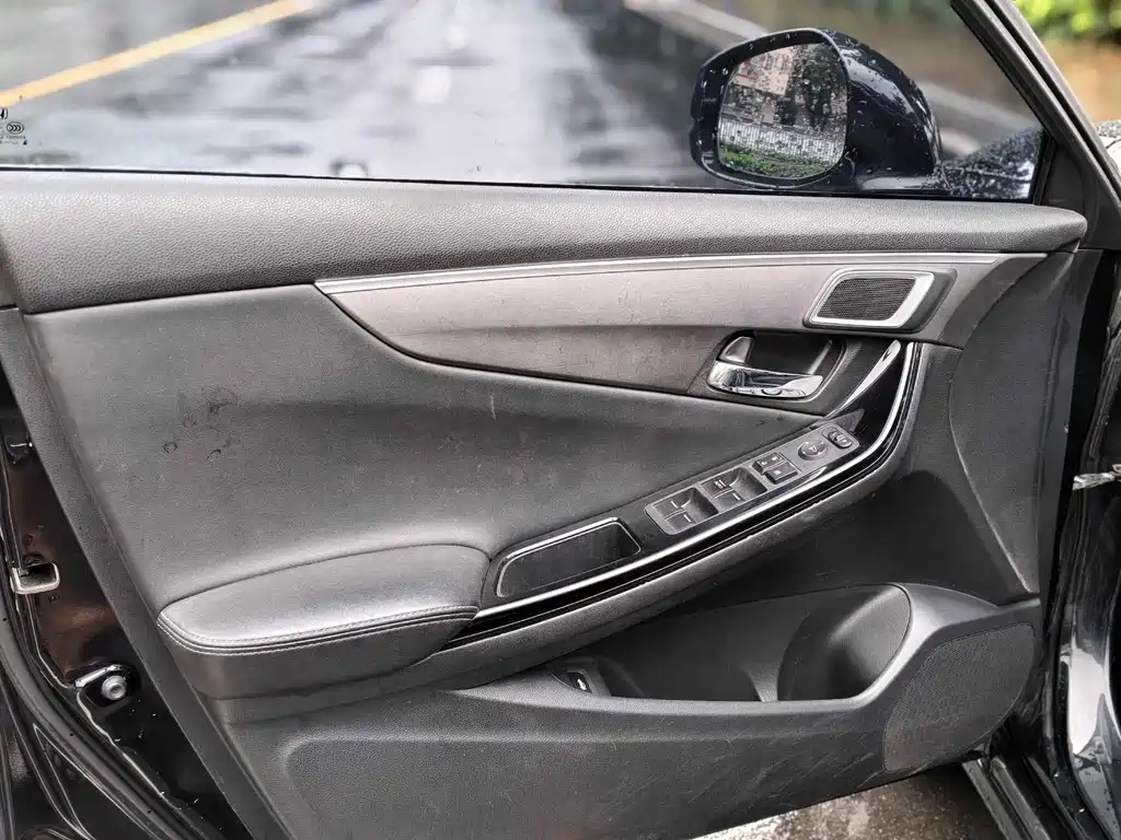 Honda Spirior — фото 9