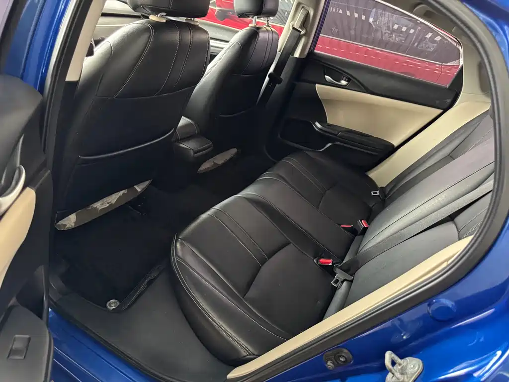 Honda Civic — фото 3