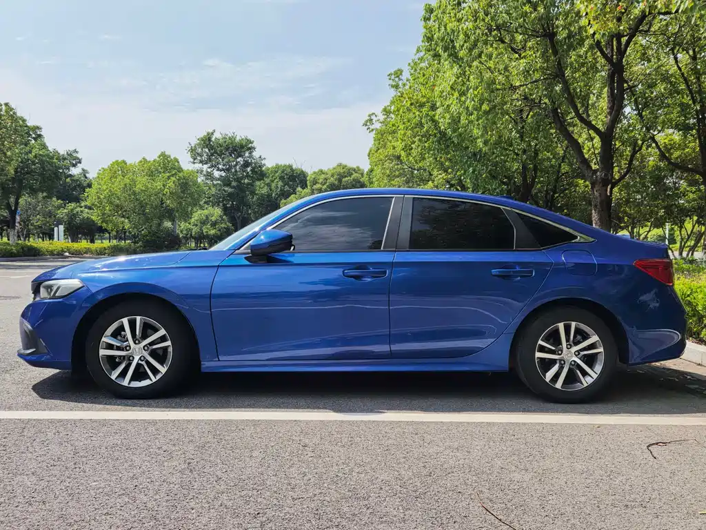 Honda Civic — фото 10