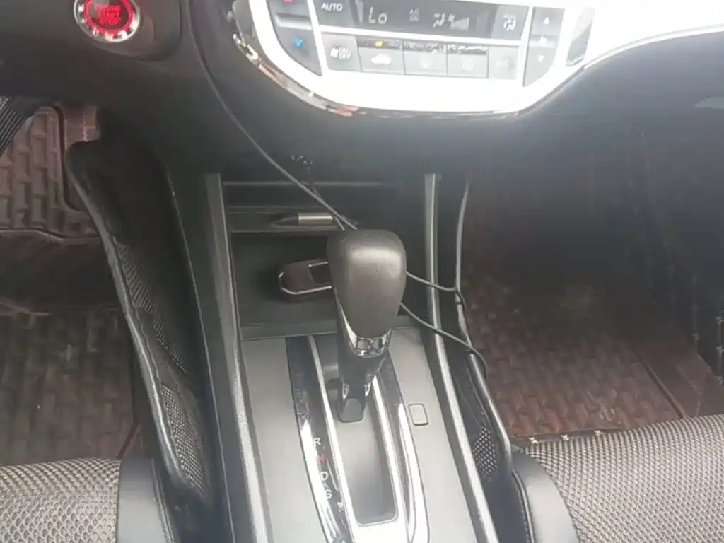 Honda Jade — фото 14