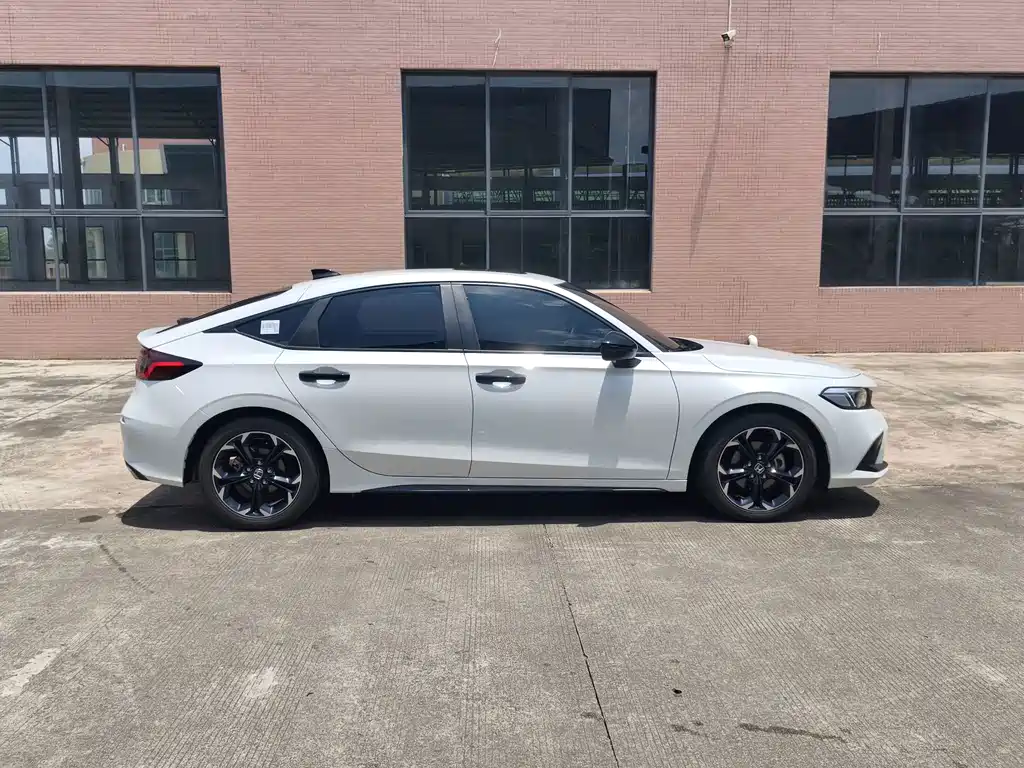 Honda Civic — фото 4