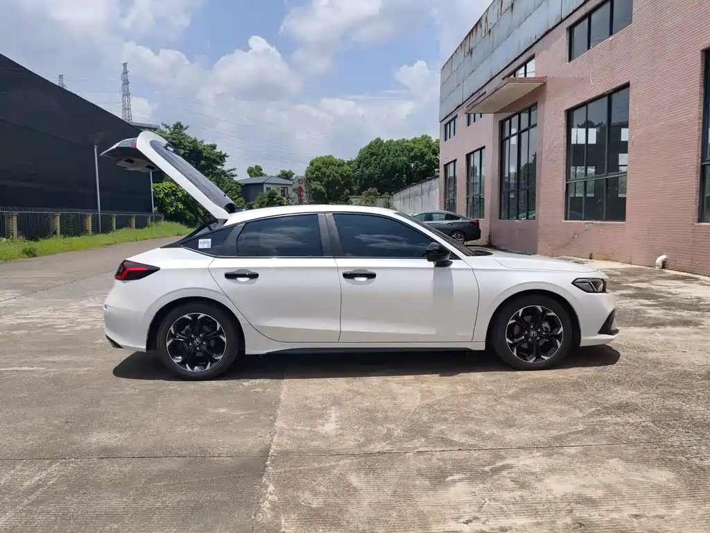 Honda Civic — фото 6