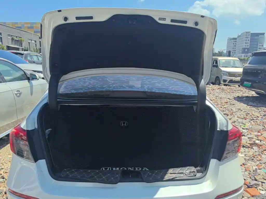 Honda Civic — фото 19