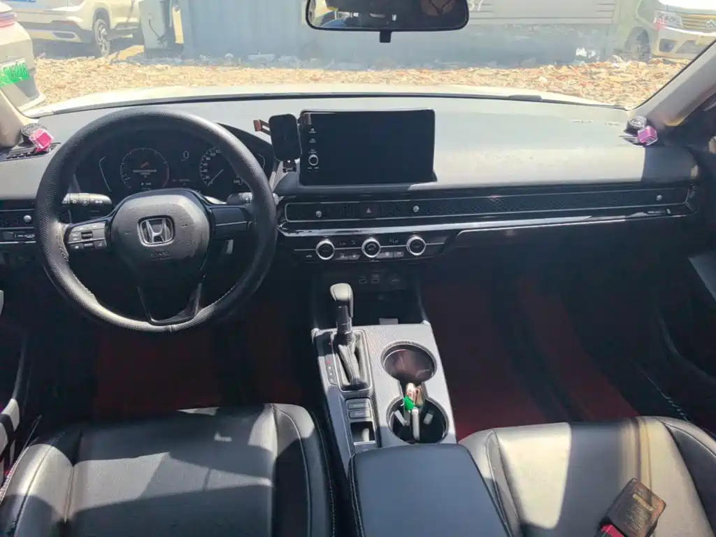 Honda Civic — фото 10