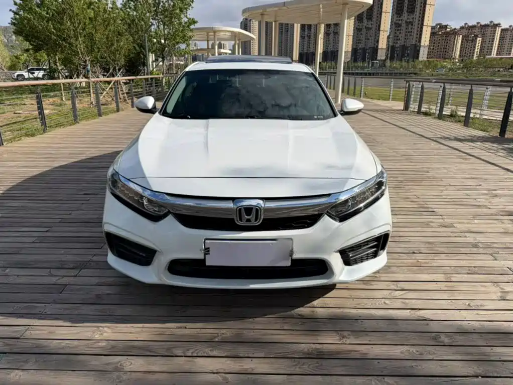 Honda Inspire — фото 6