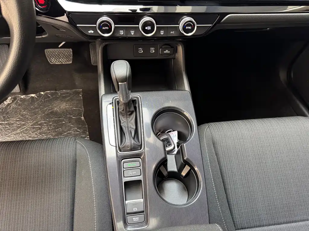 Honda Civic — фото 10